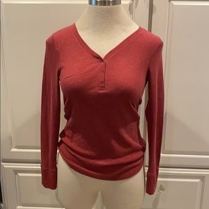 Waffle thermal long sleeve with faux buttons